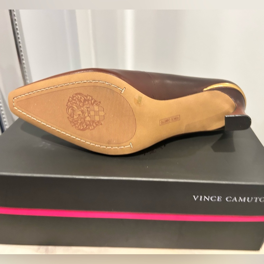 Vince Camuto Brown Leather Pointed Toe Pumps - Picture 2 of 4